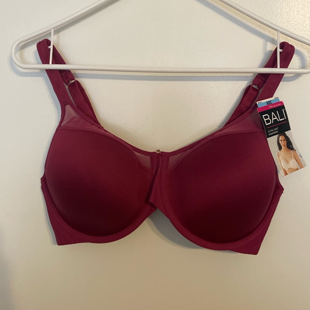 NWT 40c bra